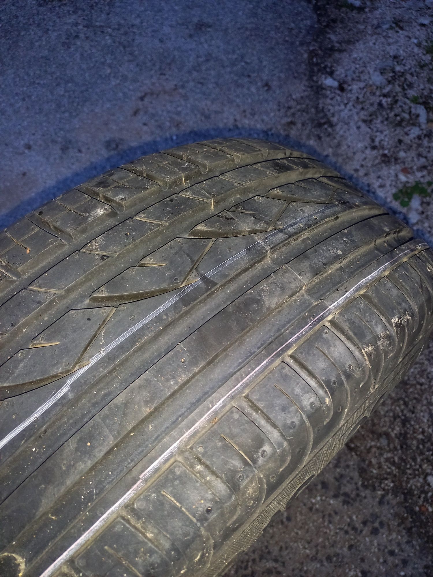 Vendo JANTE COM PNEU NOVO 225/55/16