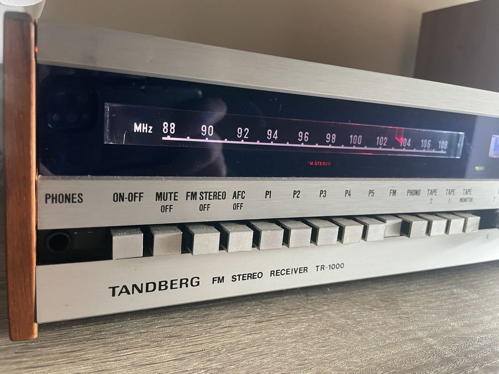 Amplituner Tandberg TR-1000