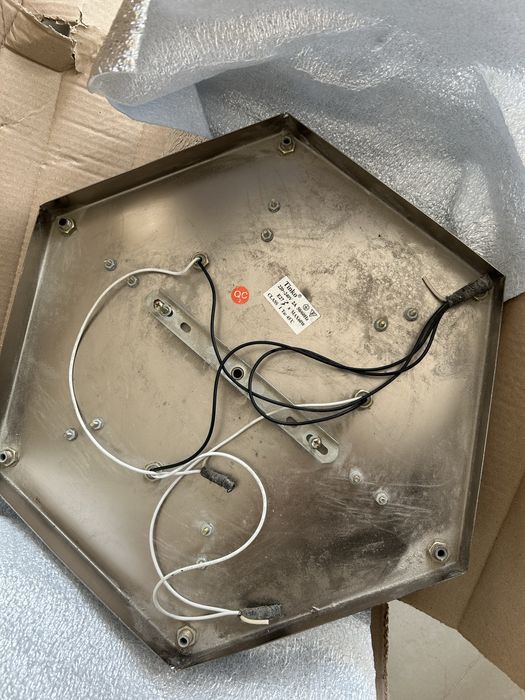 Продам люстру вживану під звичайний цоколь