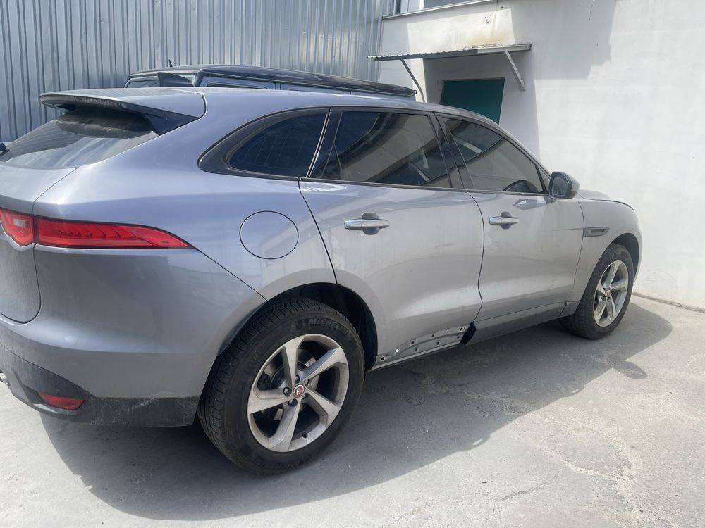 Разборка Jaguar F-pace