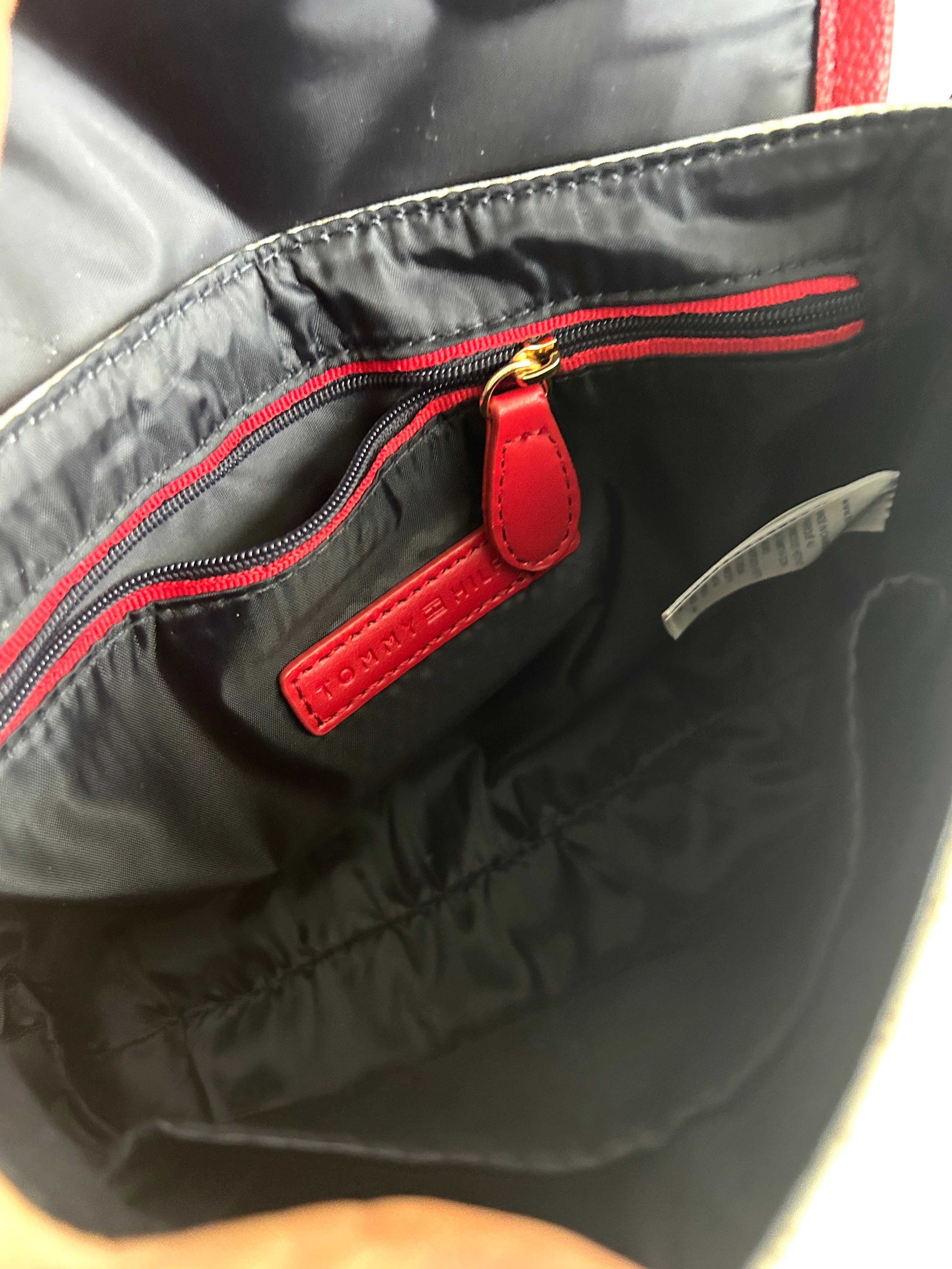Tommy Hilfiger torebka z klapka
