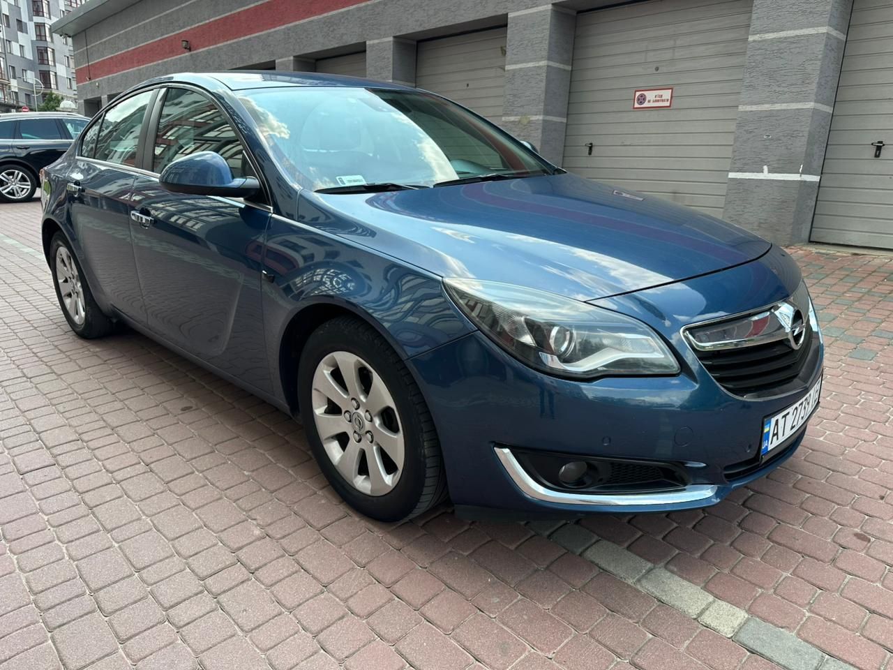 Opel insignia 1.4 2014 року