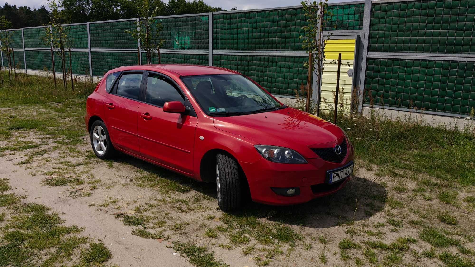 Mazda 3  1.6 benzyna
