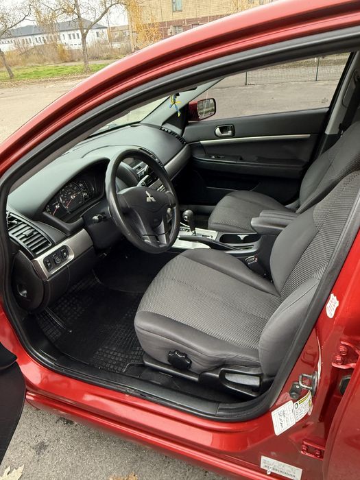 Mitsubishi Galant IX покоління