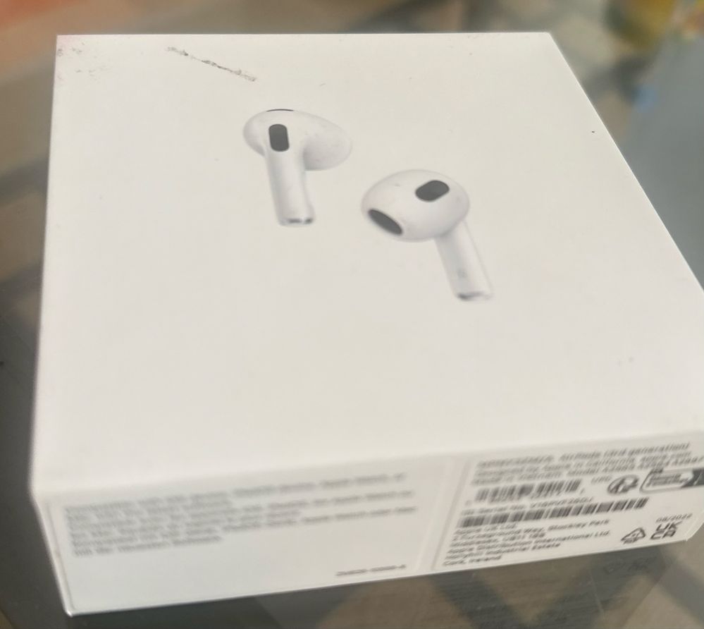 Sluchawki AirPods 3. generacji (tylko prawa) z etui lightning