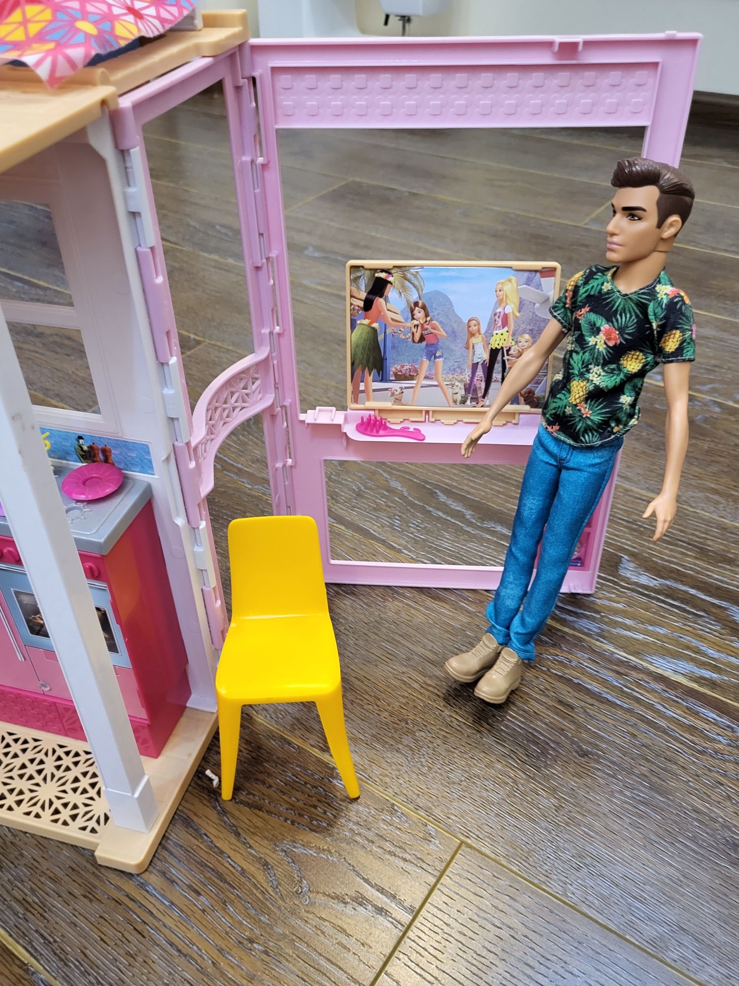 Портативний будинок Барбі Barbie з лялькою та Кеном