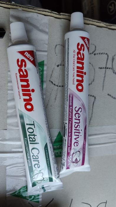 Меняю  Макароны пена для бритья,станки,зубная паста, и другое(на фото)