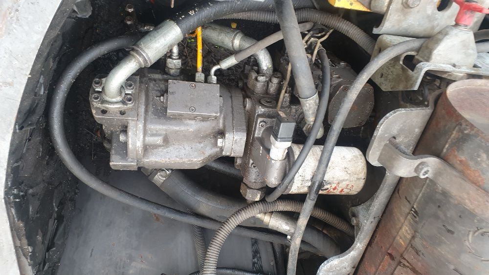 koparka Mecalac 12 MXT pompa jazdy hydromatik A4VG71DA1D8 /32R-NZF02F0