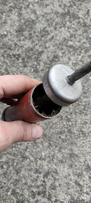 Wyprzedaż garażowa dla lubiących Starocie