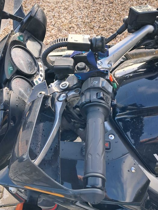 Mota Yamaha fjr 1300