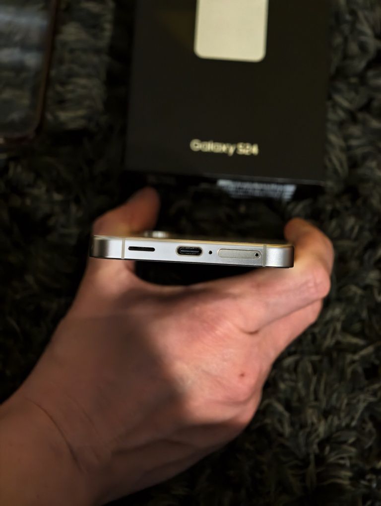 Samsung S24 256GB