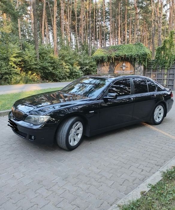 Бмв 740і е65.