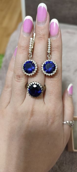 Серебряные серьги и кольцо