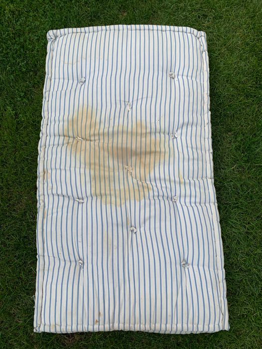 Bawełniany dziecięcy materac z czasów PRL