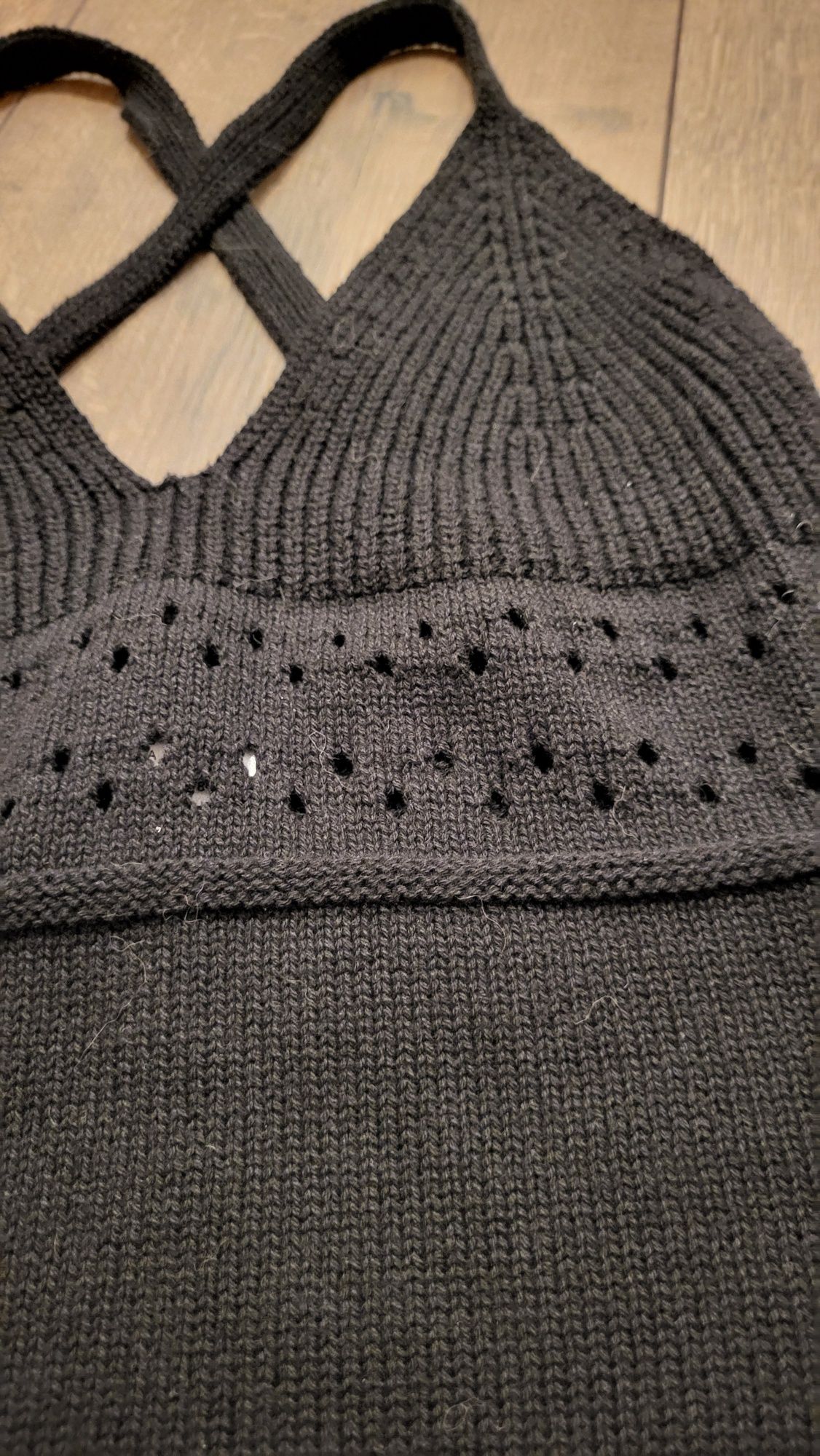 Czarna obcisła sukienka h&m xs
