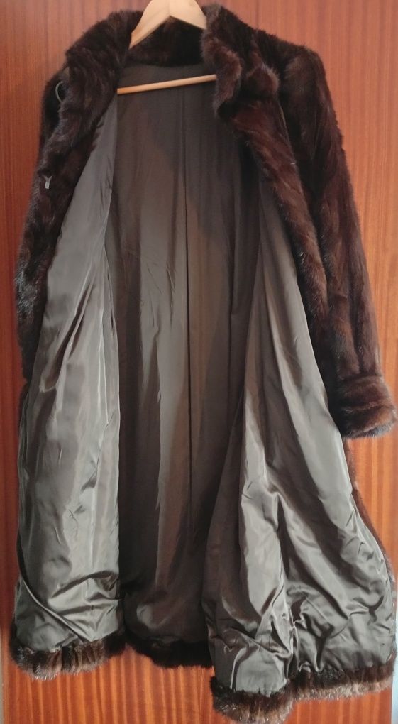 Casaco de Pele Vintage de vison – Elegante e Conservado