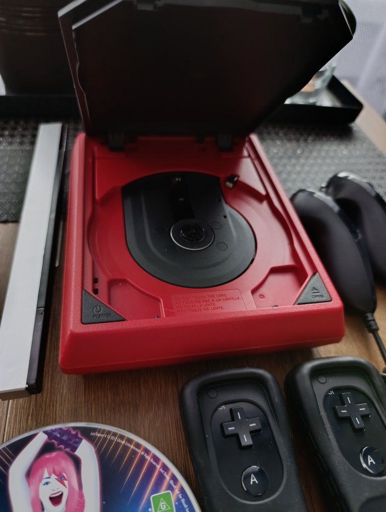 Konsola Nintendo Wii Mini + 15 gier