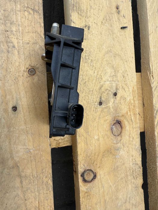 Піропатрон клема Mercedes E-class W213 W238 A0009061505 в наявності