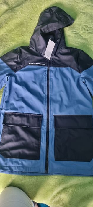 Nowy płaszczyk przeciwdeszczowy reserved rozmiar 152