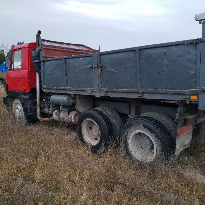 tatra 815 wywrotka cała na części 6x6 silnik b.dobry wozidło budowlane