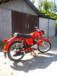 Motocykl WSK 125 , zabytkowy motor