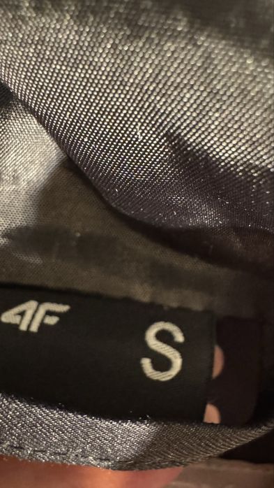 Kurtka 4F przeciwdeszczowa S