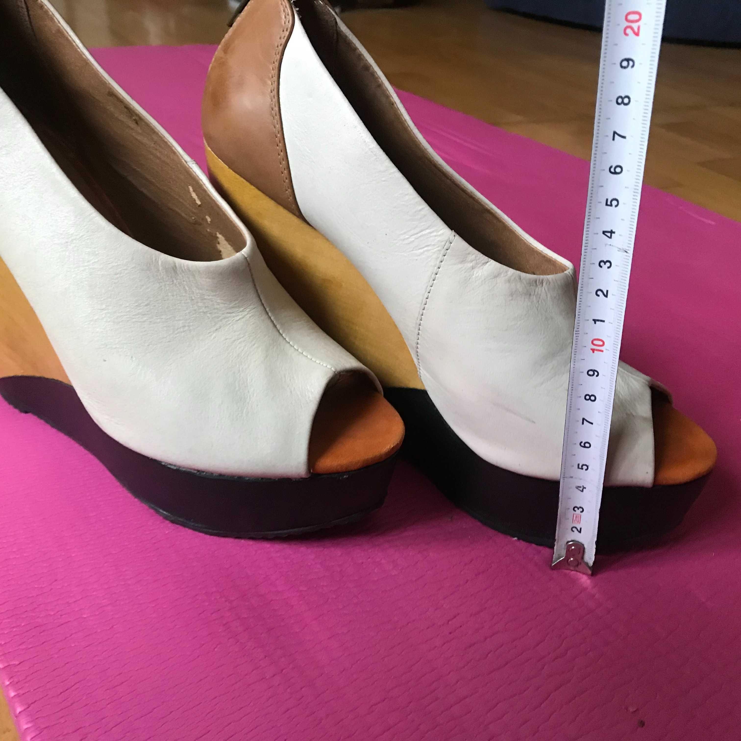 Buty ALDO wysokie koturny rozmiar 39