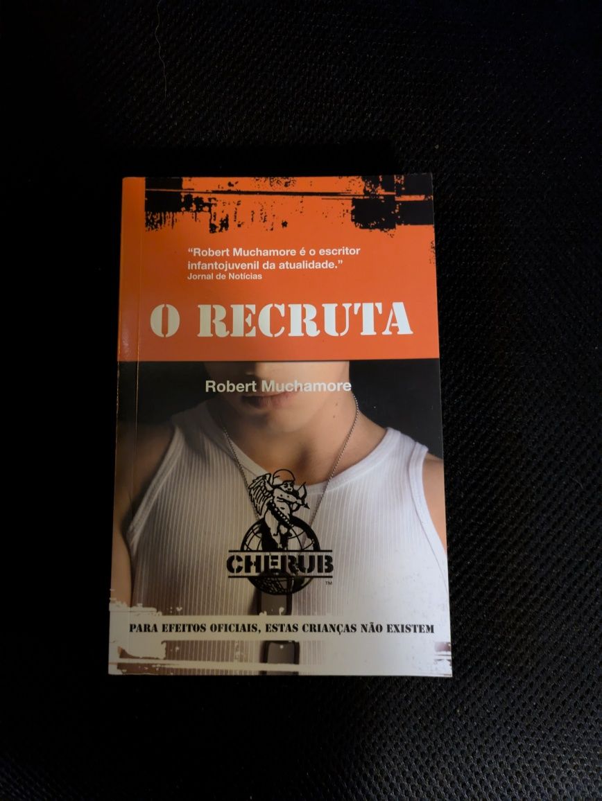 Livro O Recruta - Robert Muchamore