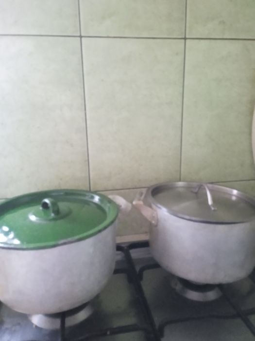 кастрюли,сотейники,утятники