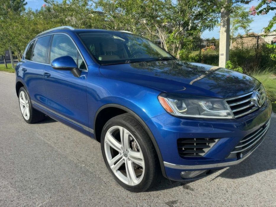 Volkswagen Touareg V6 Executive      2017