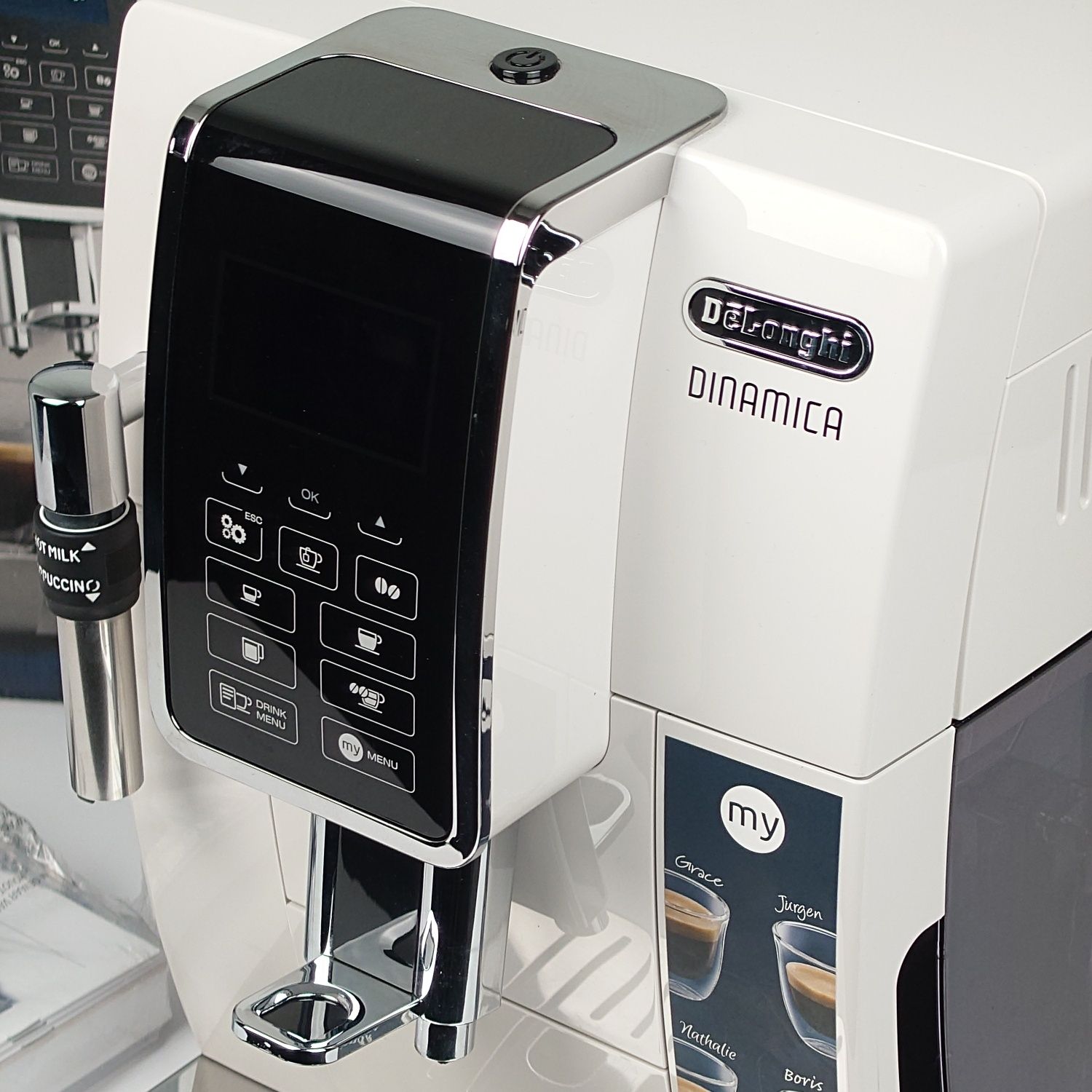 Delonghi Dinamica ECAM350.35.W вітринний варіант в  ідеальному стані