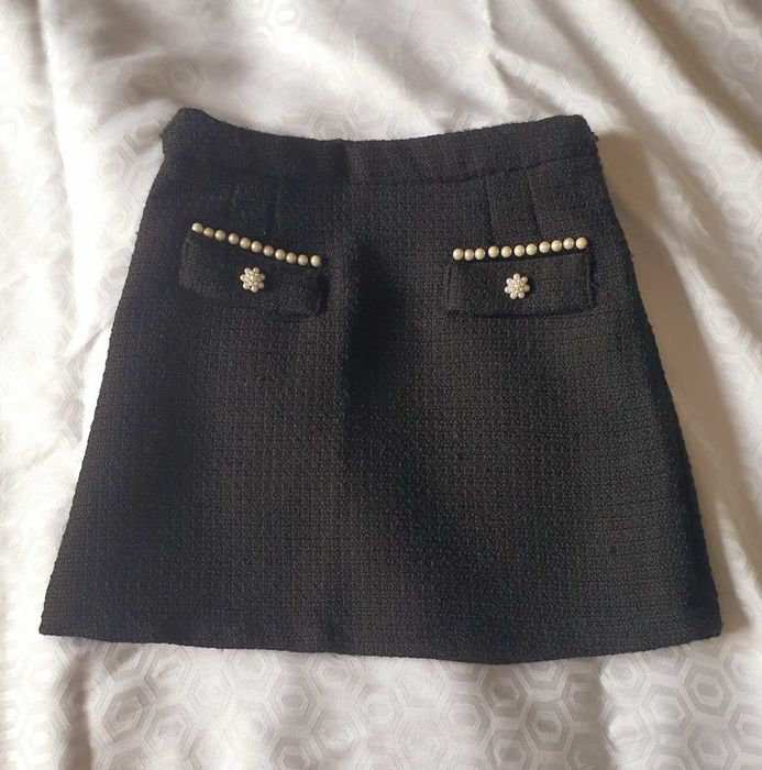 Elegancka spódniczka z perełkami