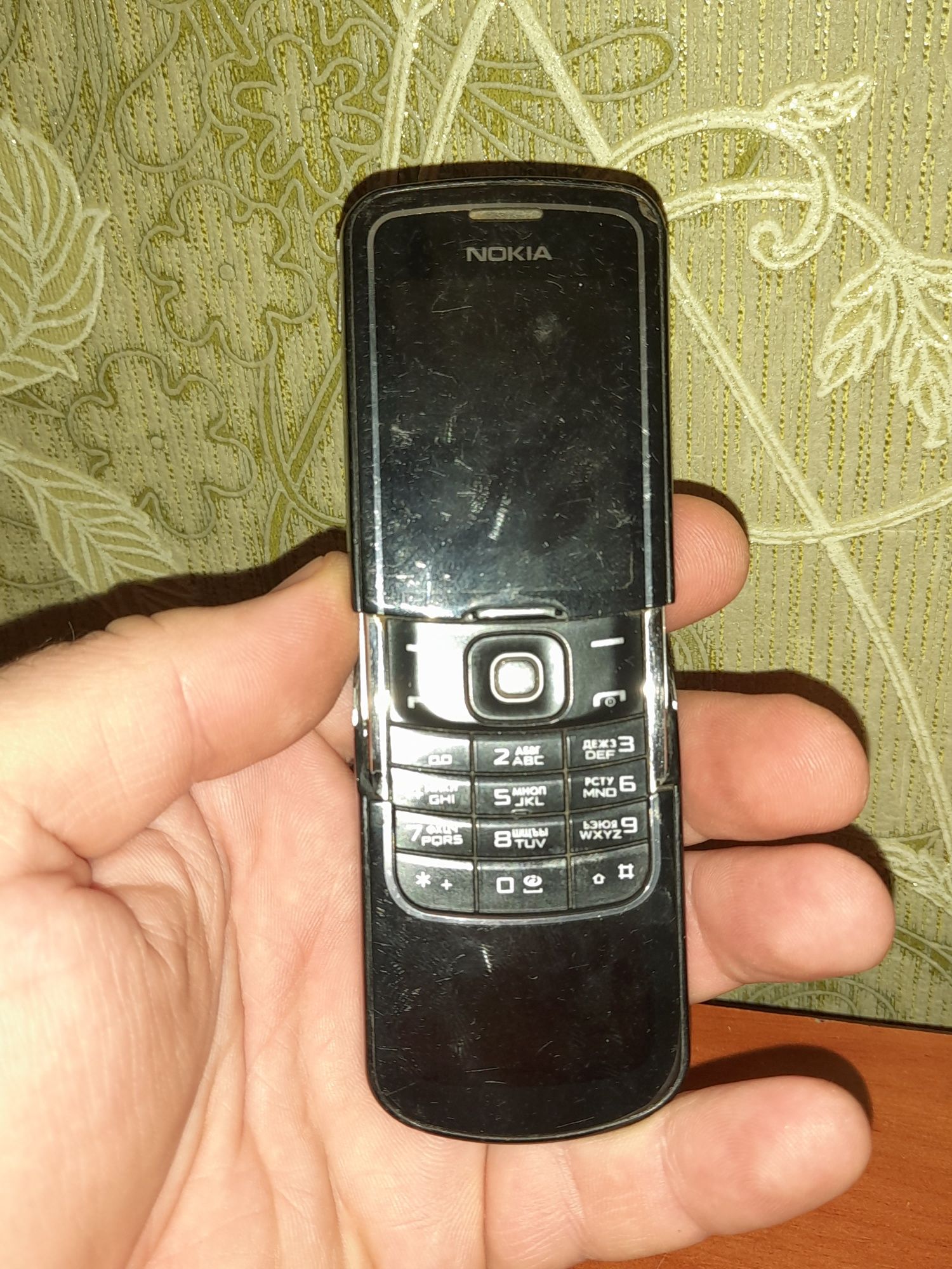 Продам телефон nokia 8600 luna