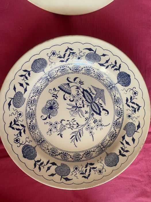 Тарелки «Синий лук» Буды