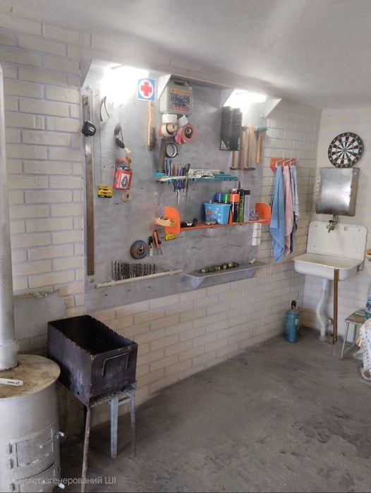 Гараж в Бурштині 3 поверхи