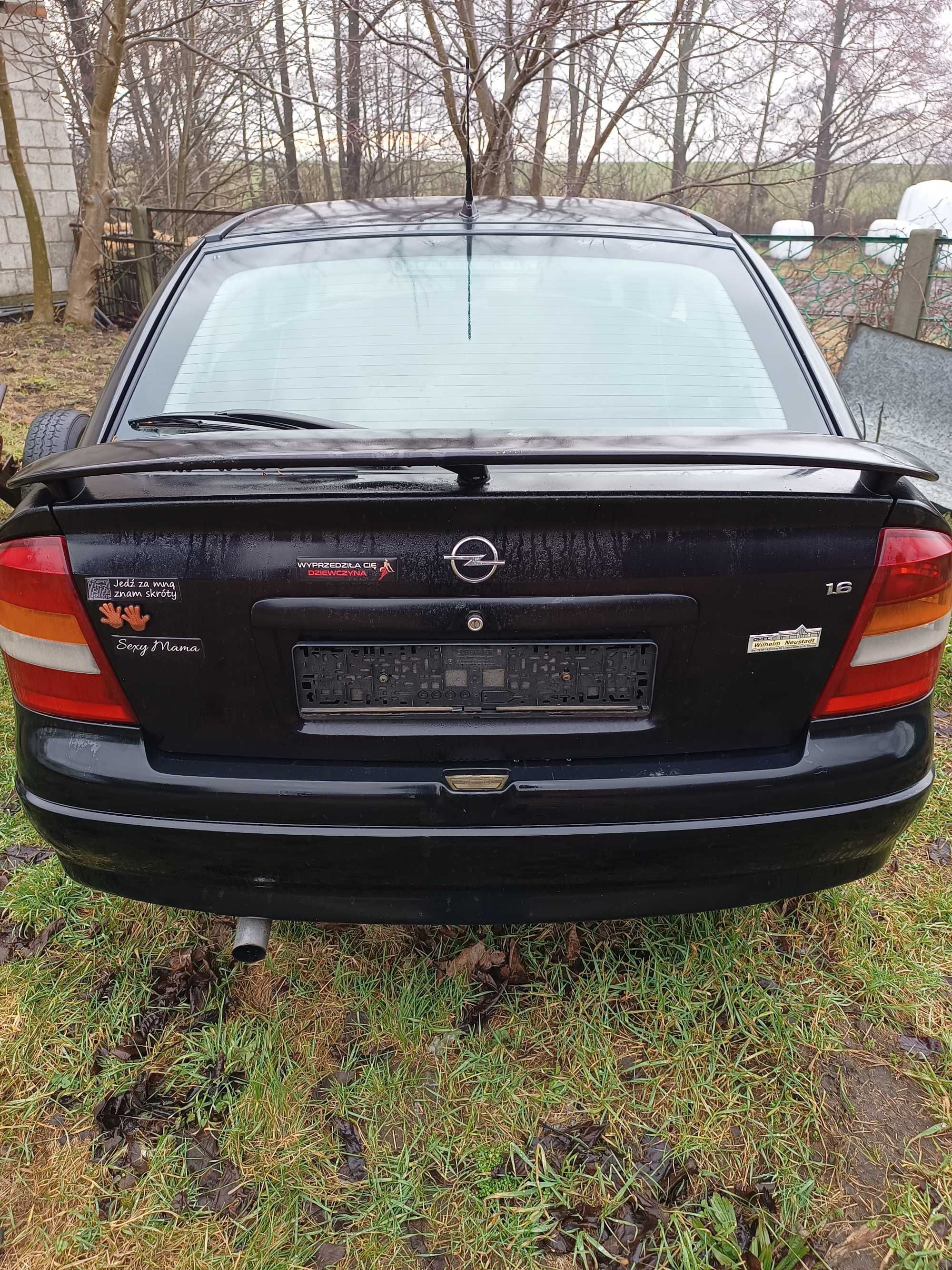 Opel Astra G II 3D H klapa bagażnika kompletna kod lak Z 20R