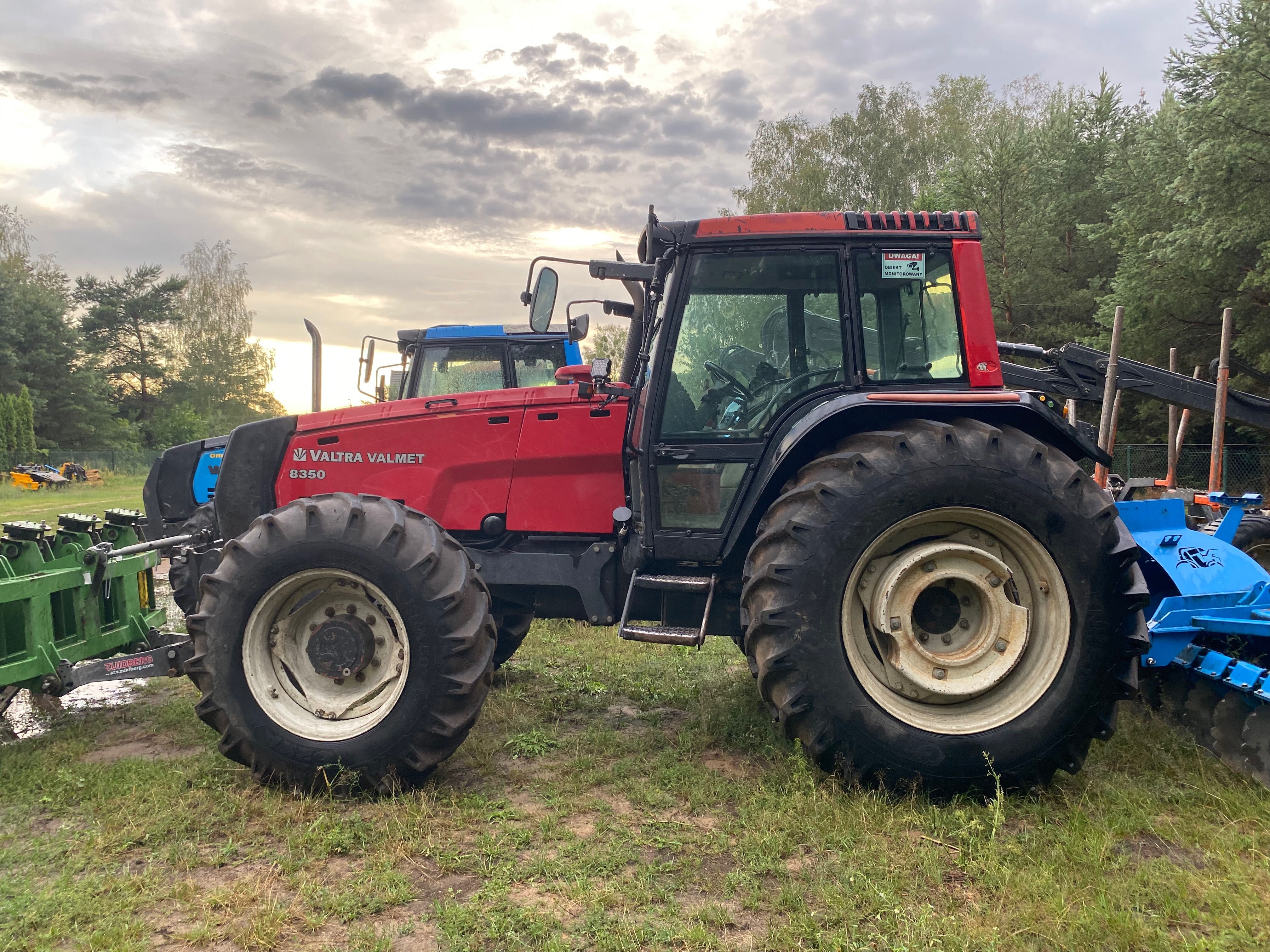 Valtra Valmet 8350