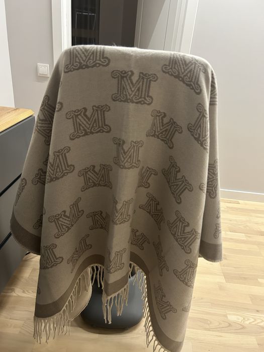 Max Mara вовняне пончо шарф з вовни