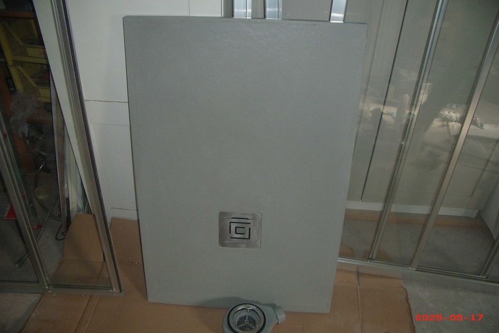 Vendo base e cabine de duche
