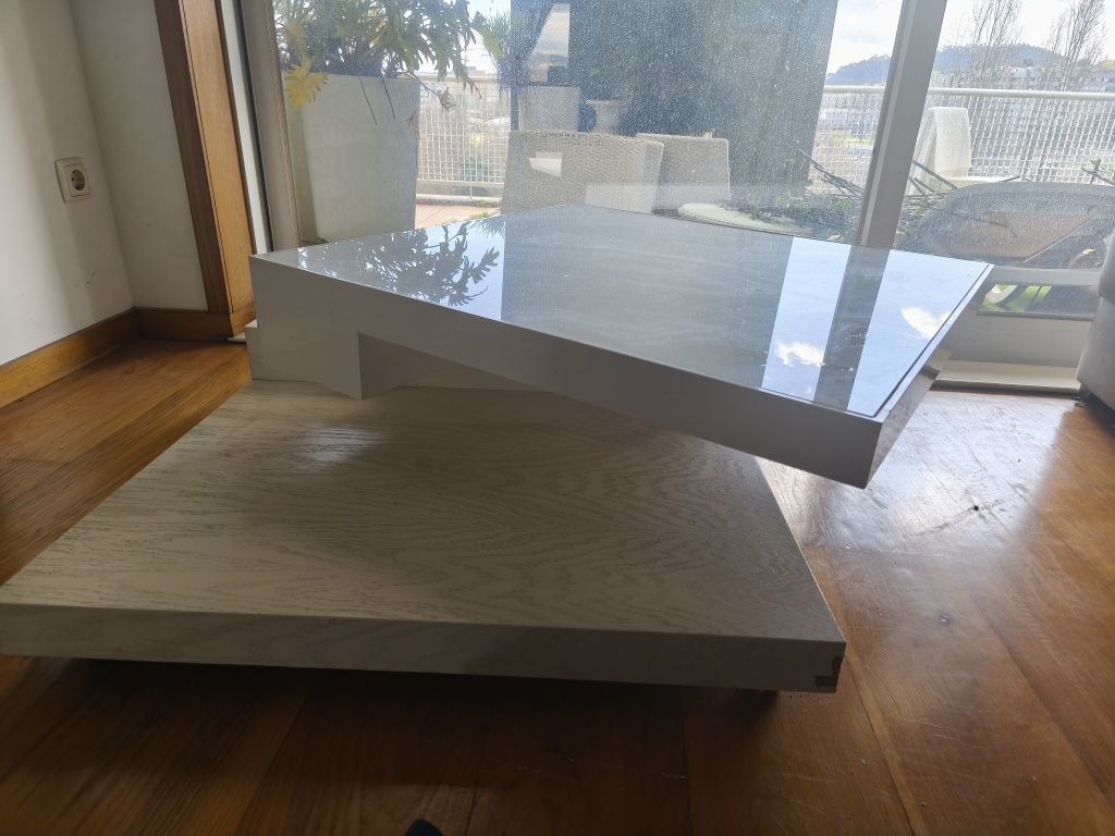 Mesa de centro branca