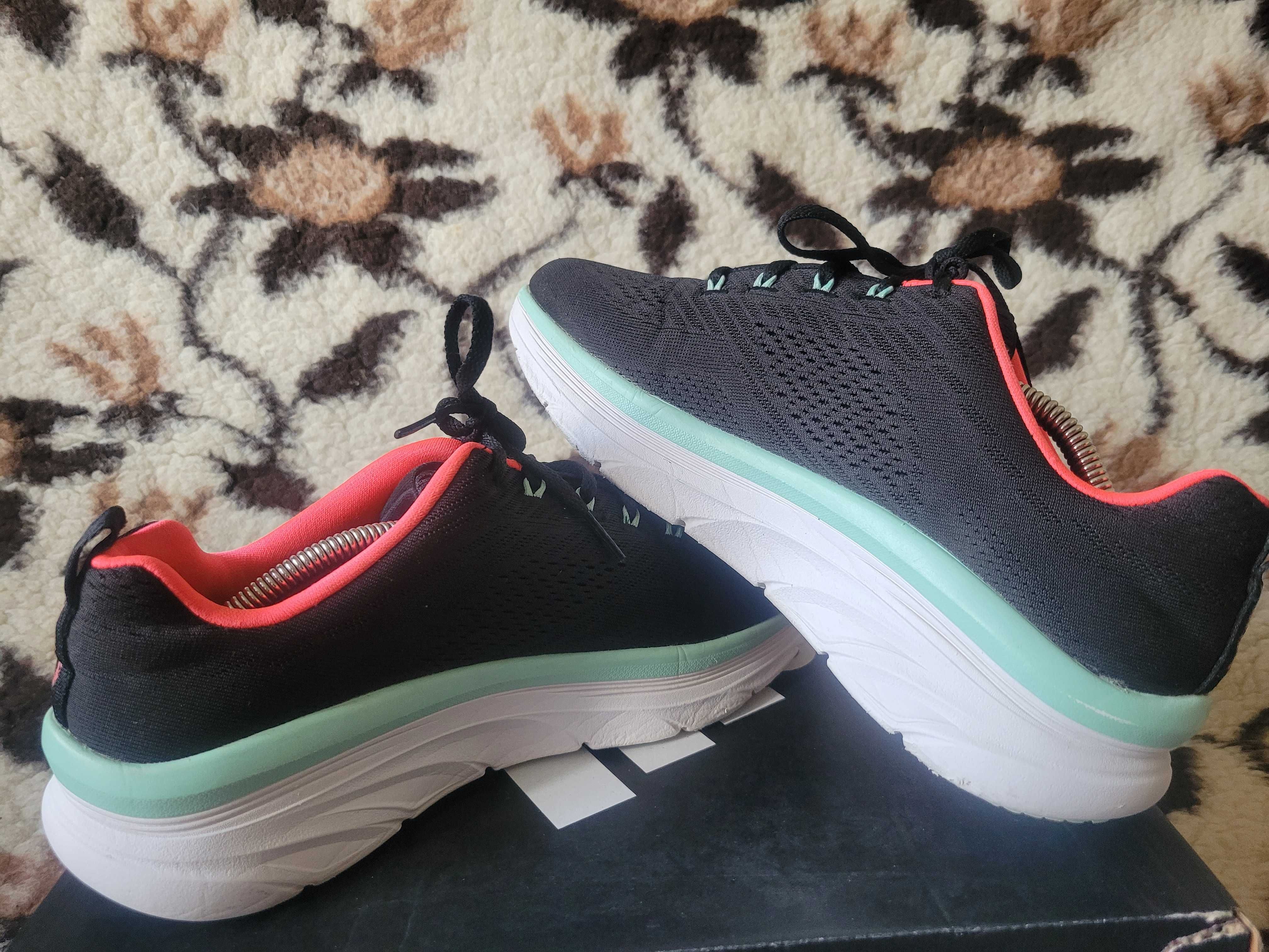 Mega sportowe buty do biegania Skechers D Lux Walker wkł.27 cm