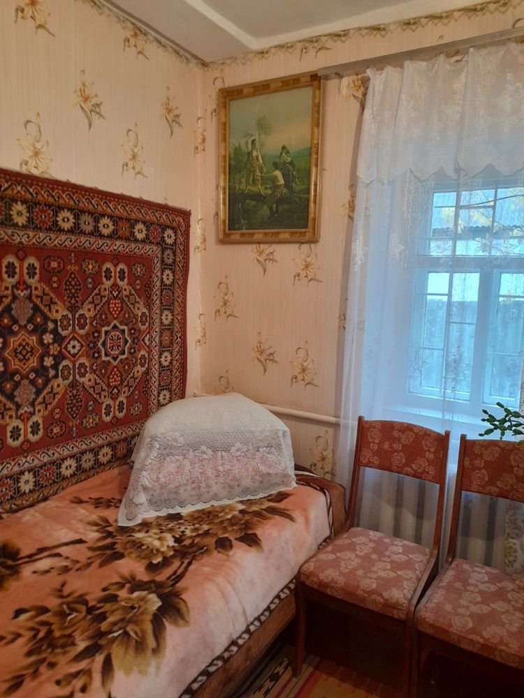 Продам дім в смт Котельва