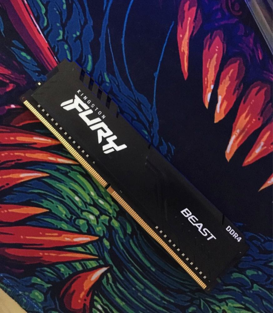 Оперативна памʼять Kingston Fury DDR4-3200 32768 MB PC4-25600 Beast