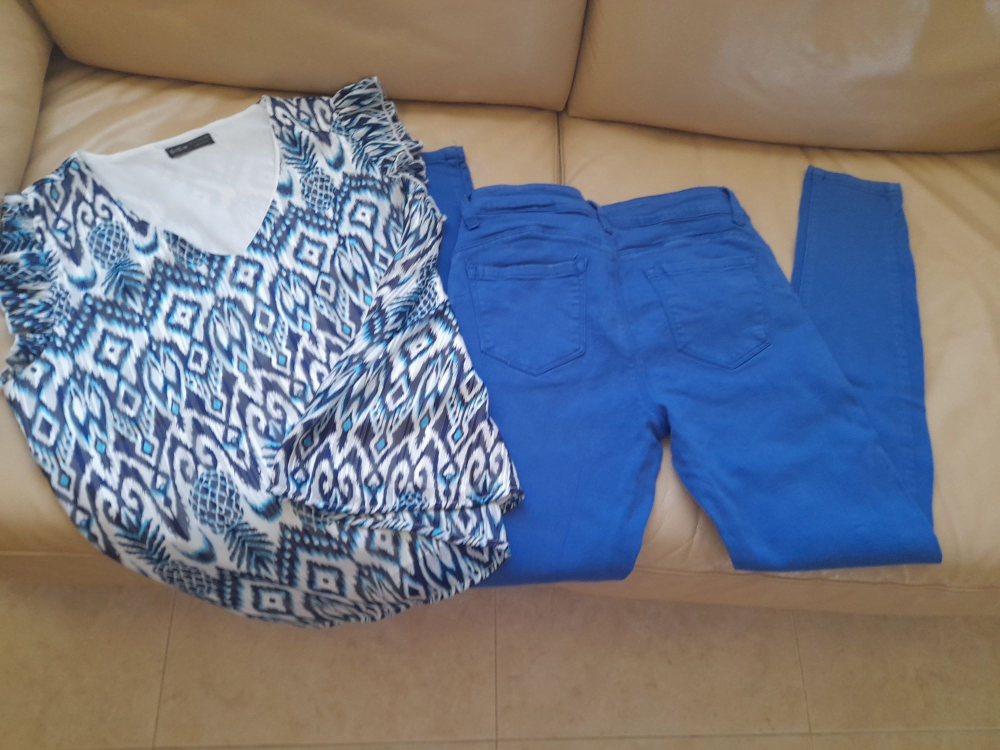 Conj. Calças e blusa
