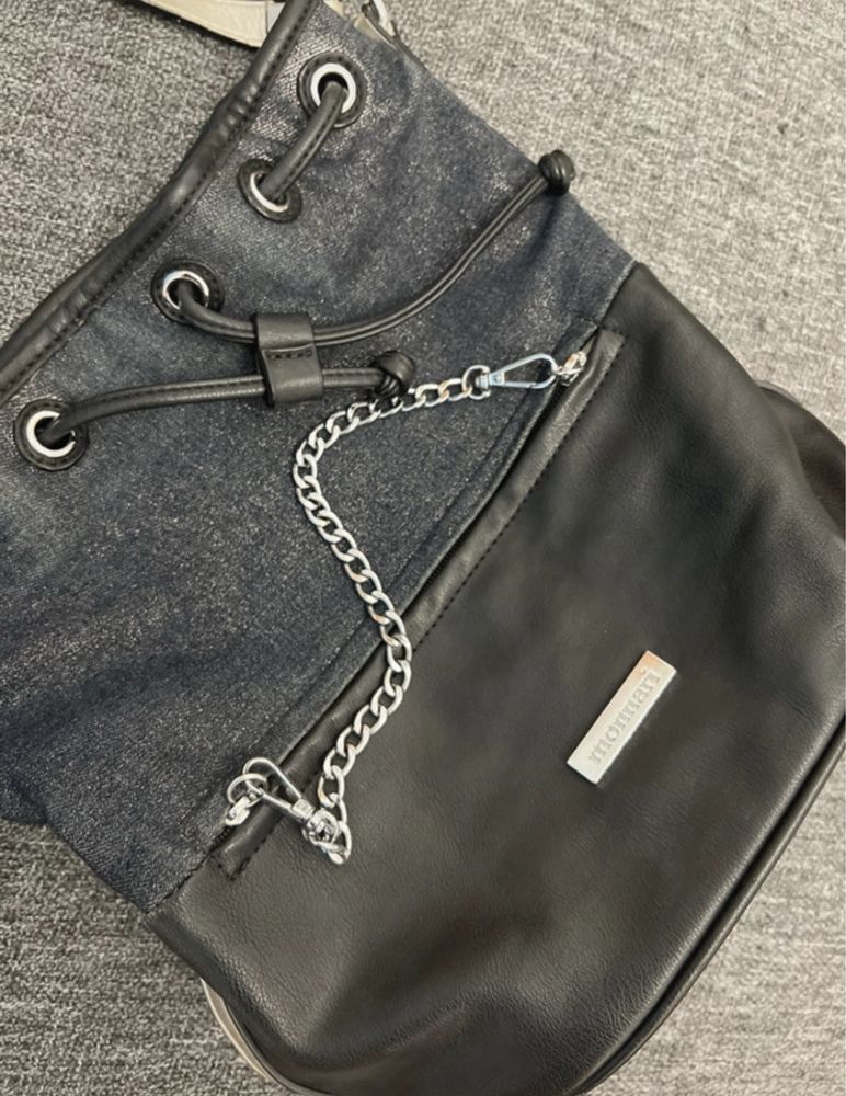 Damska torebka worek na ramie Monnari jeans czarna granat