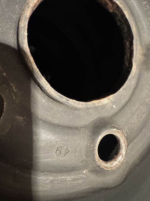 Продам стальные диски  r-16 volkswagen