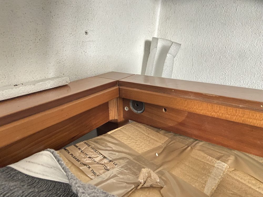 Vendo mesa de jantar/sala em cerejeira