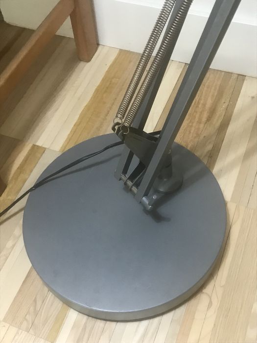 Candeeiro de chão