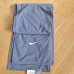 Szalik Nike niebieski