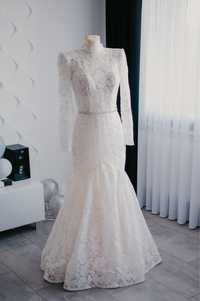 Suknia ślubna Milla Nova XS koronkowa długi welon